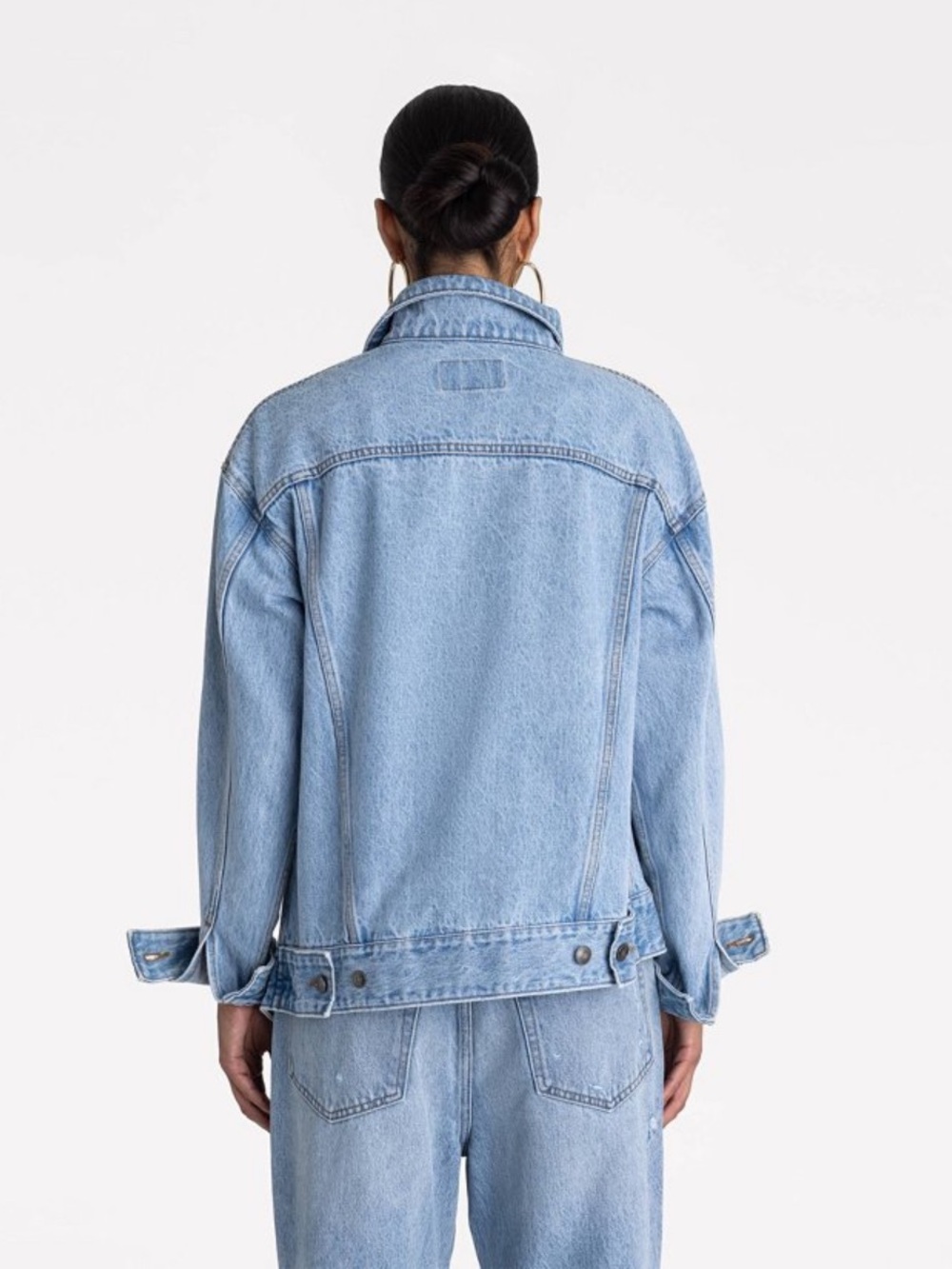 KBB by KAHLANA Women's 'The Denim Jacket' - Light Wash - Picture 2 of 4